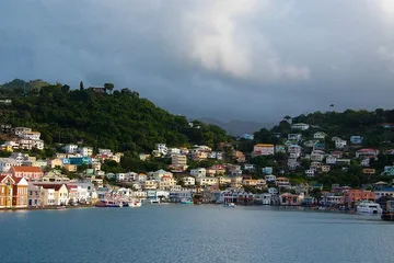 Travel guide for Saint Vincent and the Grenadines1