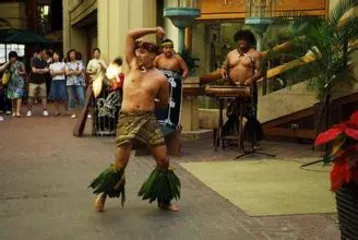 What customs and habits should I pay attention to when going to Hawaii?5