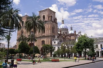 Ecuador Travel Guide1