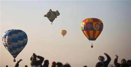 Hot air balloon enthusiasts flock to the International Hot Air Balloon Festival in Leon, Latin America, Mexico4