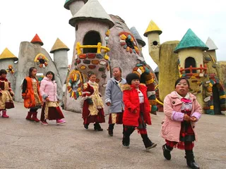 Six unique local customs in the world2