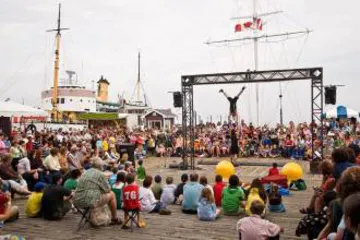 A collection of interesting Canadian festivals5