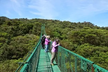 Costa Rica Travel Guide1