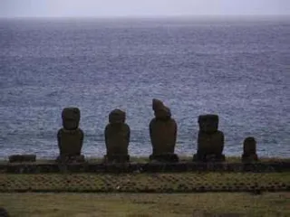 So this is the mystery of the megalithic statue on Easter Island in Chile!1