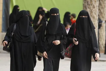7 strange restrictions on women5