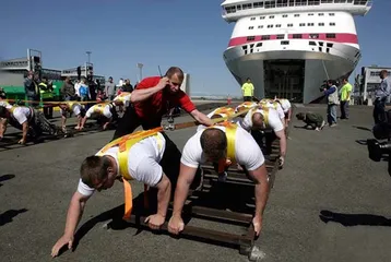 The most bizarre Guinness Book of Records10