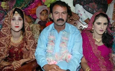 Taking stock of the strange customs of women around the world: A mother can marry her son0