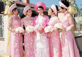 There is a monogamy village in China, among the top 20 women in the world8