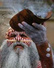 9 strange customs that attract social controversy5