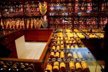 Taking stock of the strange customs of Indians and their extreme love for gold ornaments3