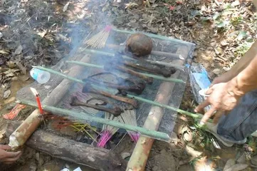 Explore the top ten weird folk customs in rural China4