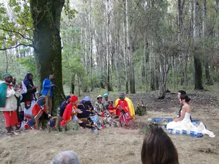 Strange and interesting wedding customs5