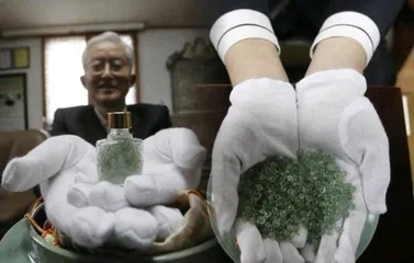 10 strange funeral customs7