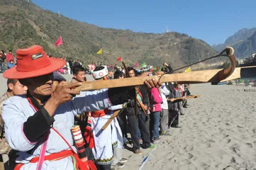 The Susu people have unique customs and ancient methods of courtship2
