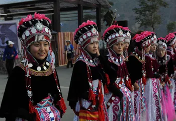 The Susu people have unique customs and ancient methods of courtship6