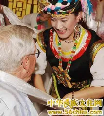 The emergence, anecdotes and changes of Tibetan customs in Hada
