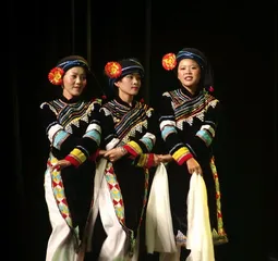 Lahu customs and habits