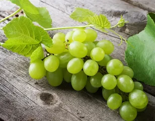 Is it feasible to soak raisins in vinegar to lose weight? What should I do?1