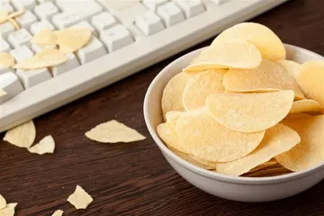 Eating snacks every day, is it possible to lose weight