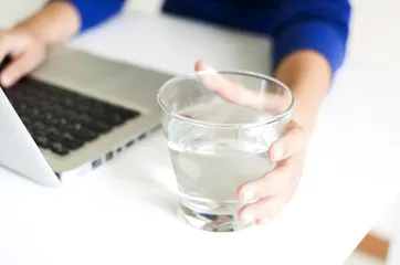 Drinking water makes you fat? Yes! This way, the more you drink, the fatter you become