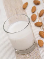 Should I choose milk or yogurt during weight loss?1