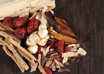 Red dates soak in water to lose weight1