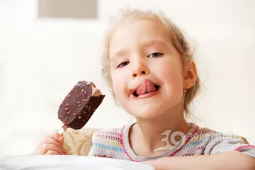 Childhood obesity is cute Why is adult fat unattractive? 1