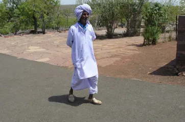 Overview of traditional national dress practices in India
