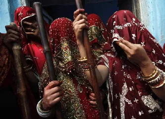 Indian traditional “favour festival” practice