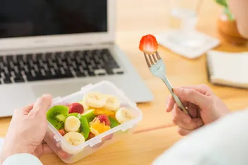 Eat three more fruits during weight loss to help you lose weight from top to bottom