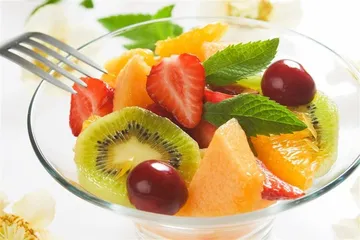 These low-sugar fruits are worth having2