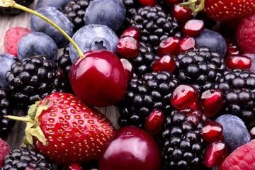 If you want to lose weight, how about eating pomegranate every day?1