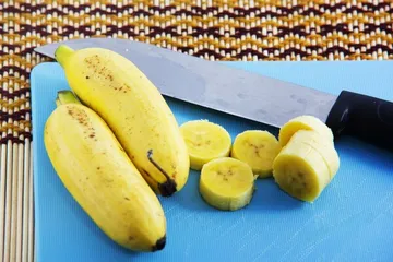 Can I eat bananas when losing weight?