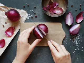 How to eat onions to lose weight