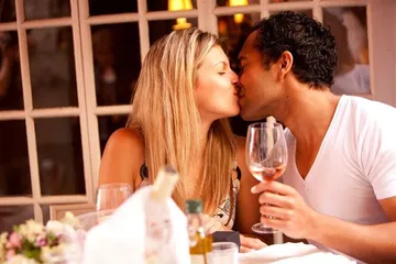 Many people rely on skipping dinner to lose weight. Is it really effective?2