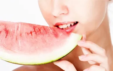 Is fruit useful instead of dinner to lose weight?2